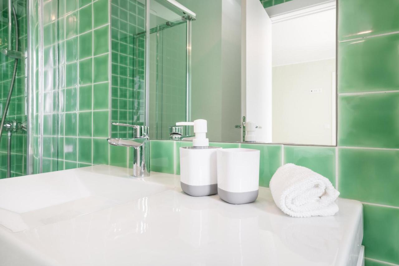 Olala Lisbon Oriente Suites A Экстерьер фото